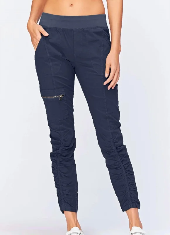 Malanda Pant In Navy Refined Women's Velvet